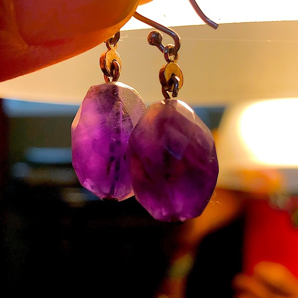 Amethyst drop earrings. - Picture 3 of 4